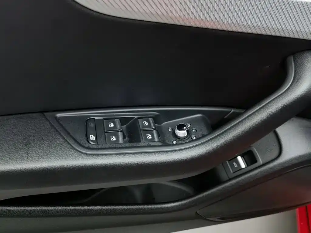 Audi A4L 2017 Plus 40 TFSI Fashion