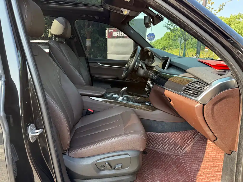 BMW X5 (Import) — миниатюра 18