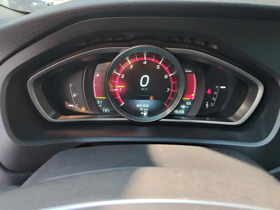 Volvo V40 — миниатюра 14