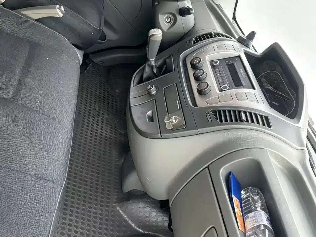 MAXUS V80 — миниатюра 9
