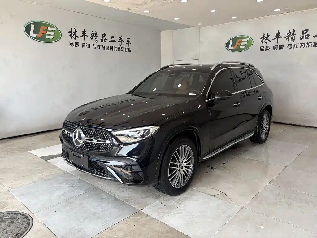 Mercedes-Benz GLC 2025