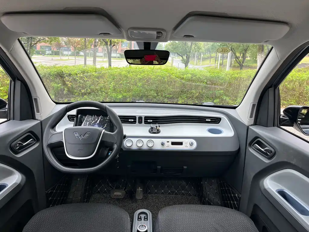 Wuling MINIEV — миниатюра 16