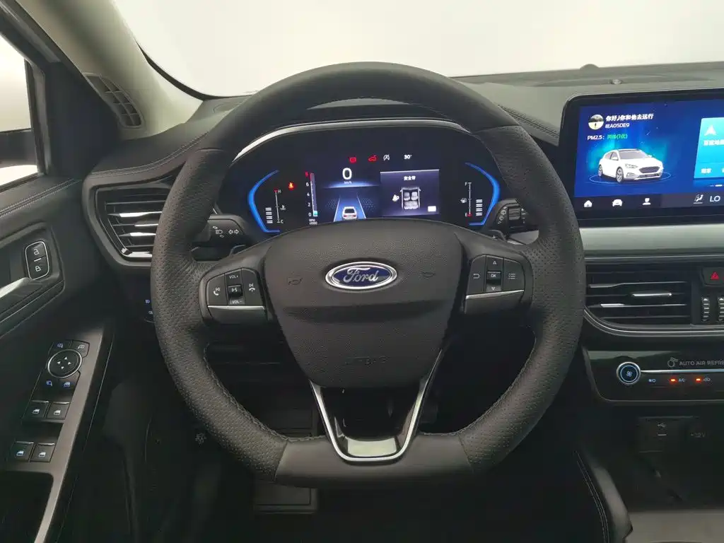 Ford Focus Active — миниатюра 11