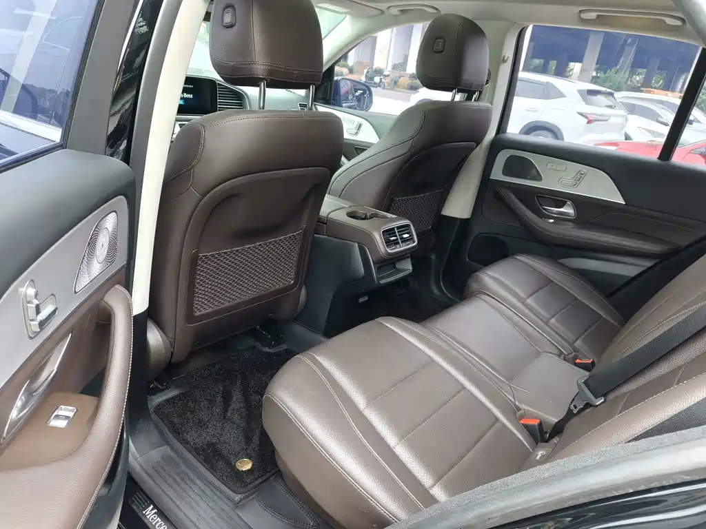 Mercedes-Benz GLE (Import) — миниатюра 13