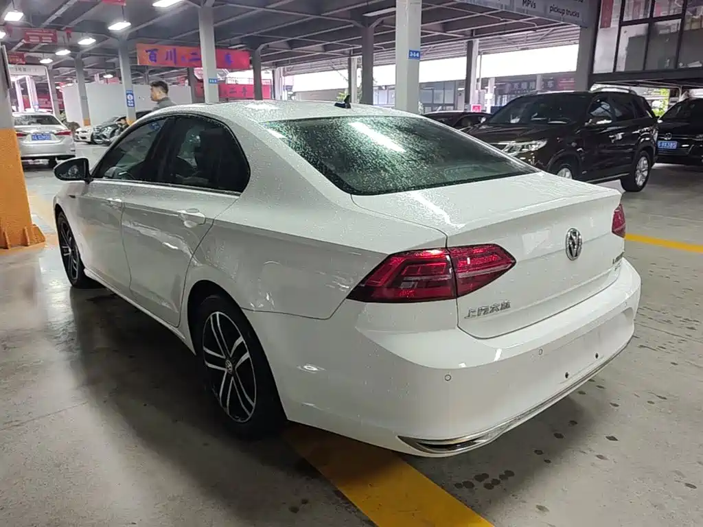 Volkswagen Lamando — миниатюра 5