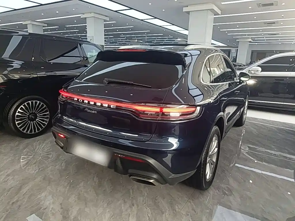 Porsche Macan — миниатюра 7