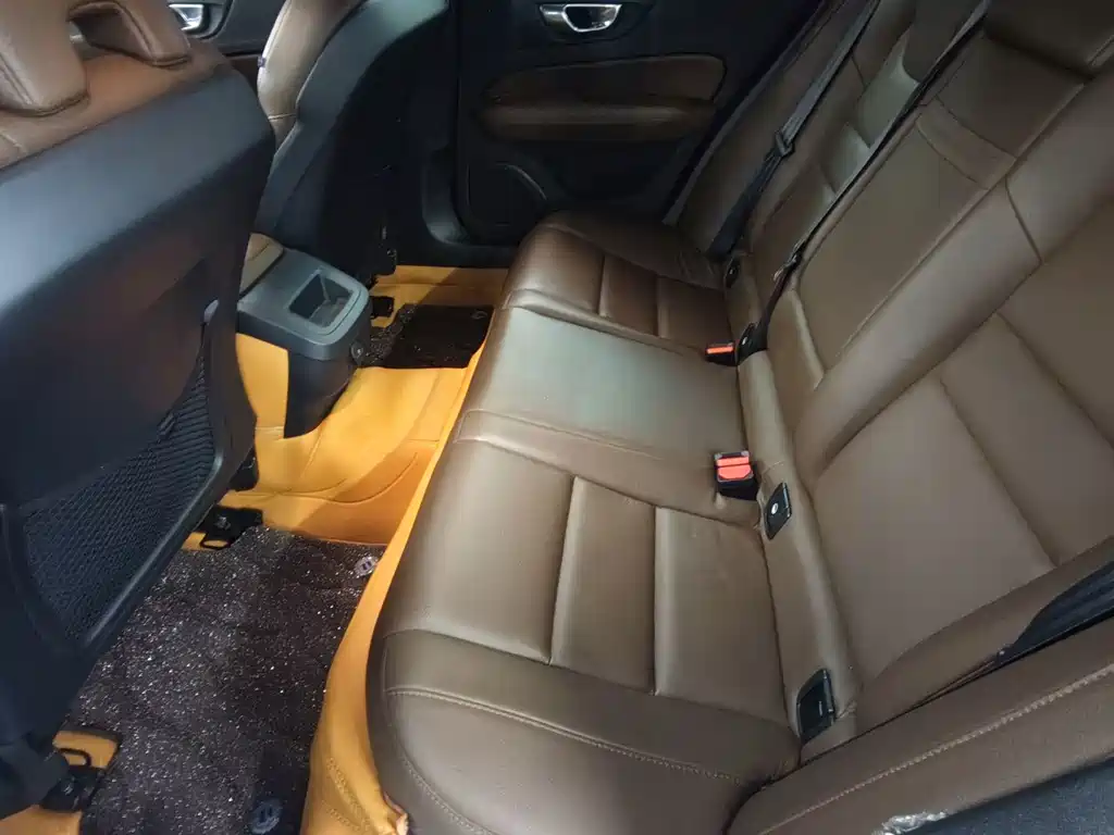 Volvo S60 — миниатюра 6