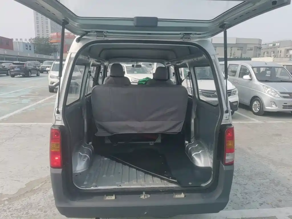 Wuling Zhiguang — миниатюра 19