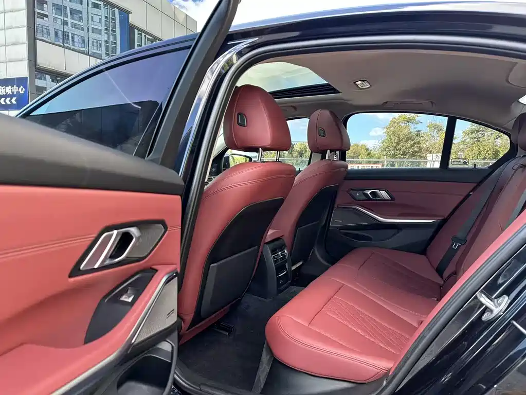 BMW 3 Series — миниатюра 6