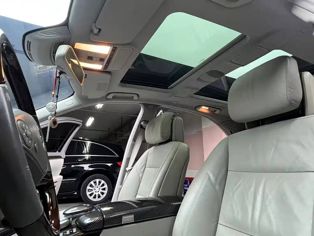Mercedes-Benz S-Class — миниатюра 11