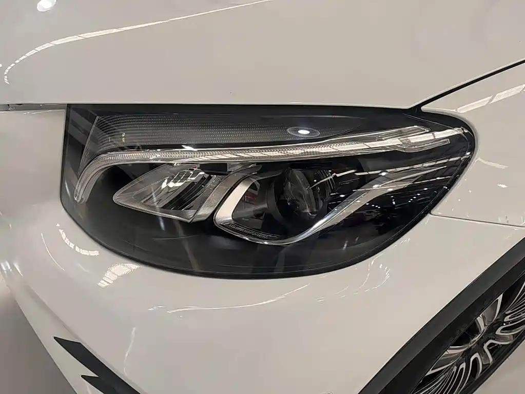Mercedes-Benz GLC — миниатюра 4