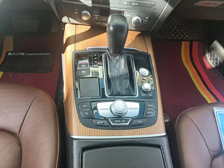 Audi A6L — миниатюра 16