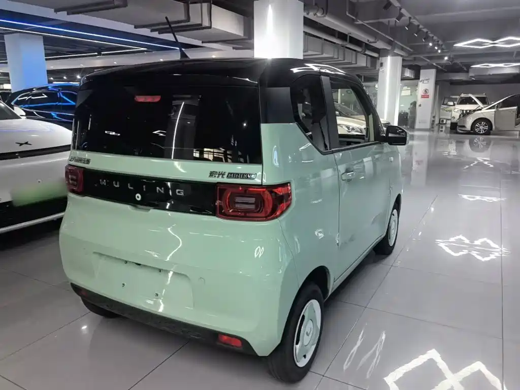 Wuling MINIEV — миниатюра 7