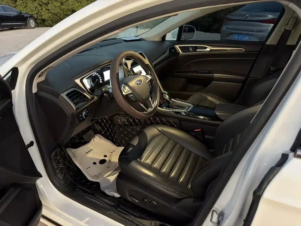 Ford Mondeo — миниатюра 4