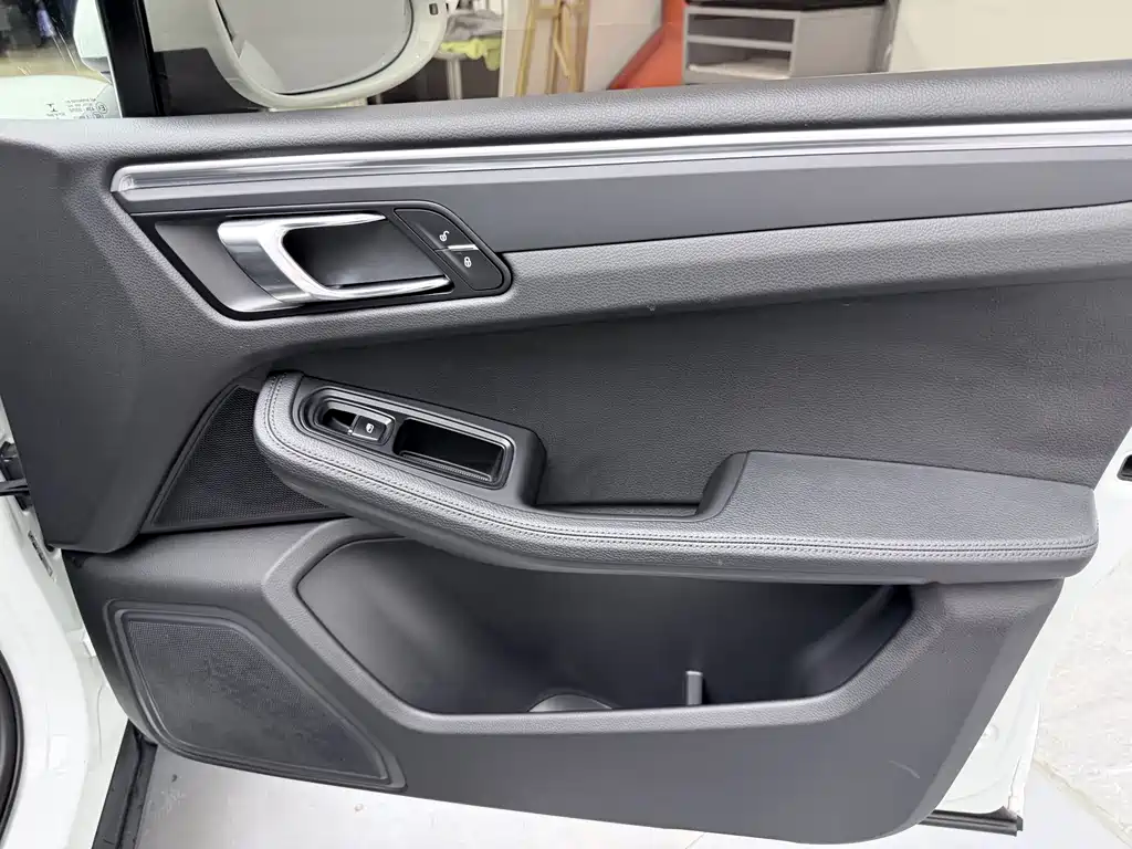 Porsche Macan — миниатюра 41