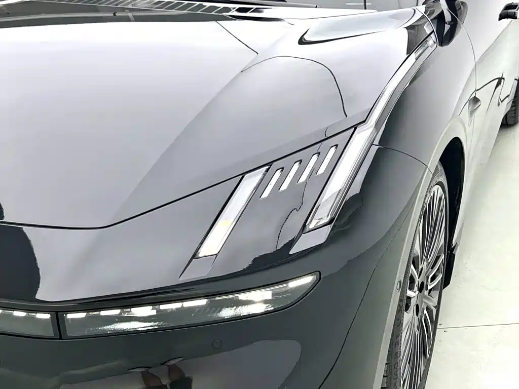 Lynk & Co 10 — миниатюра 7