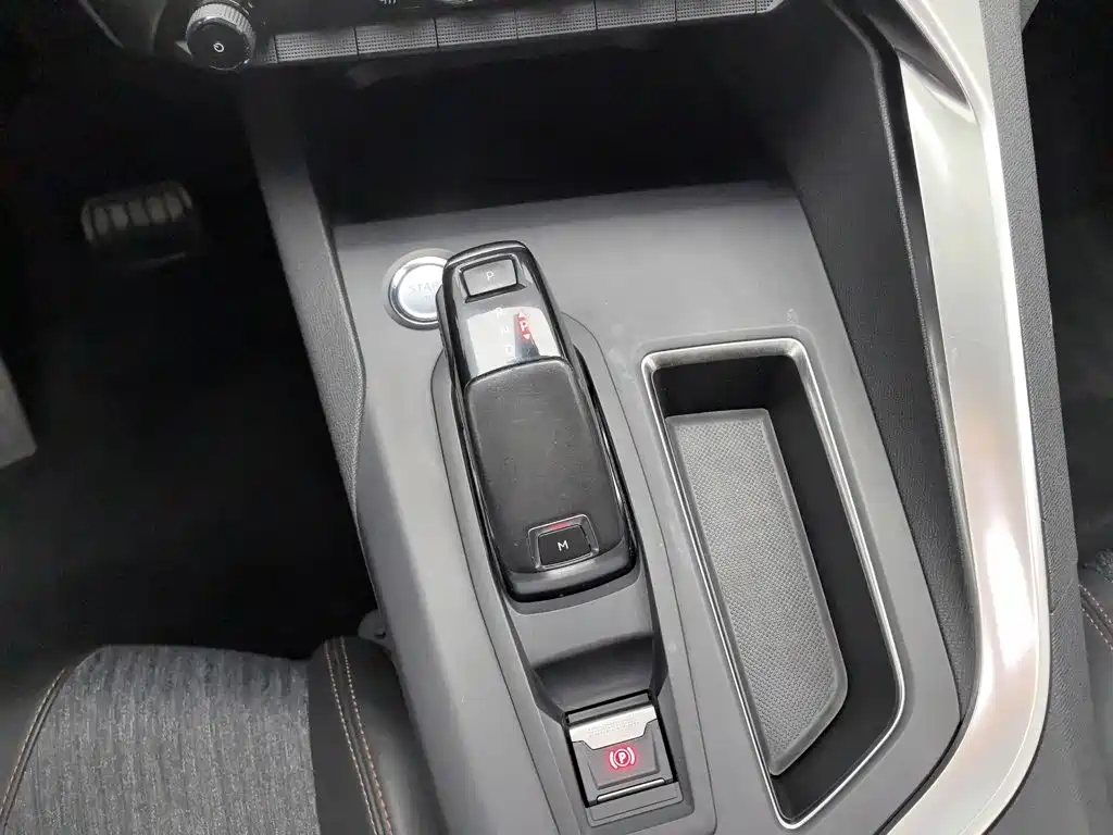 Peugeot 4008 — миниатюра 13