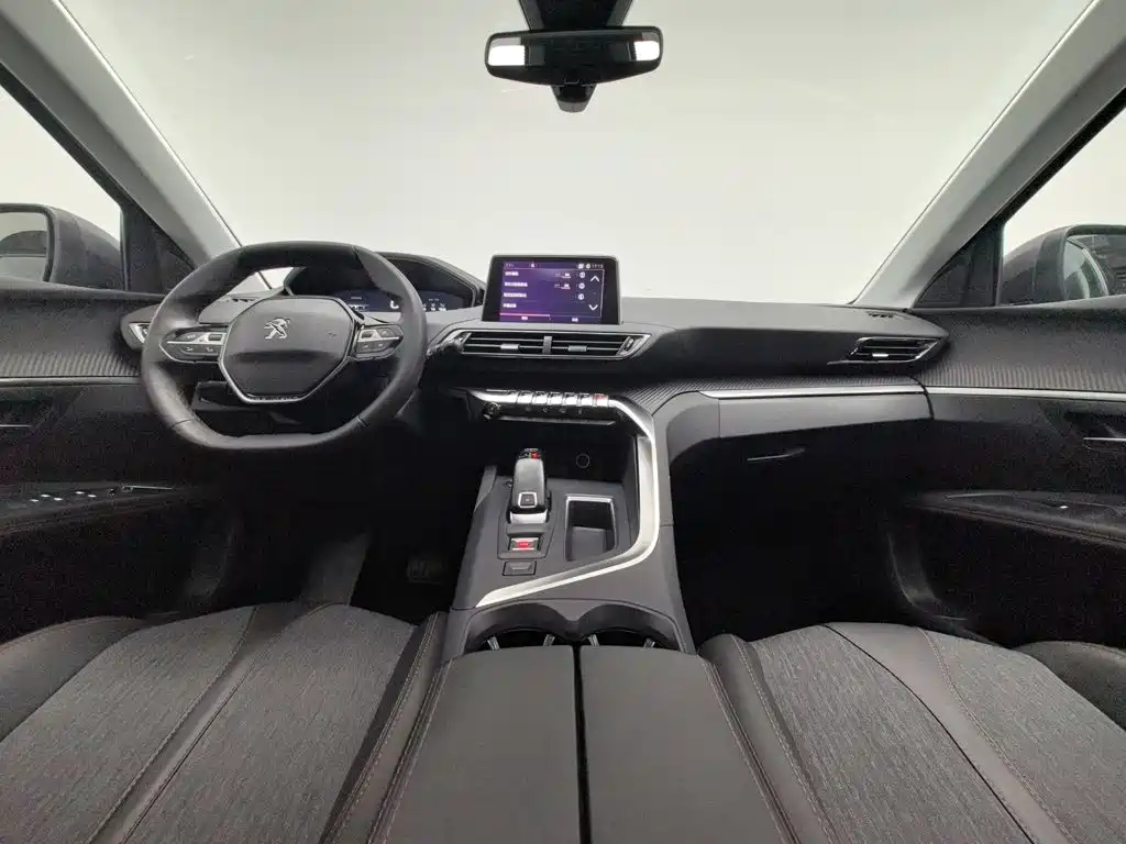 Peugeot 4008 — миниатюра 5