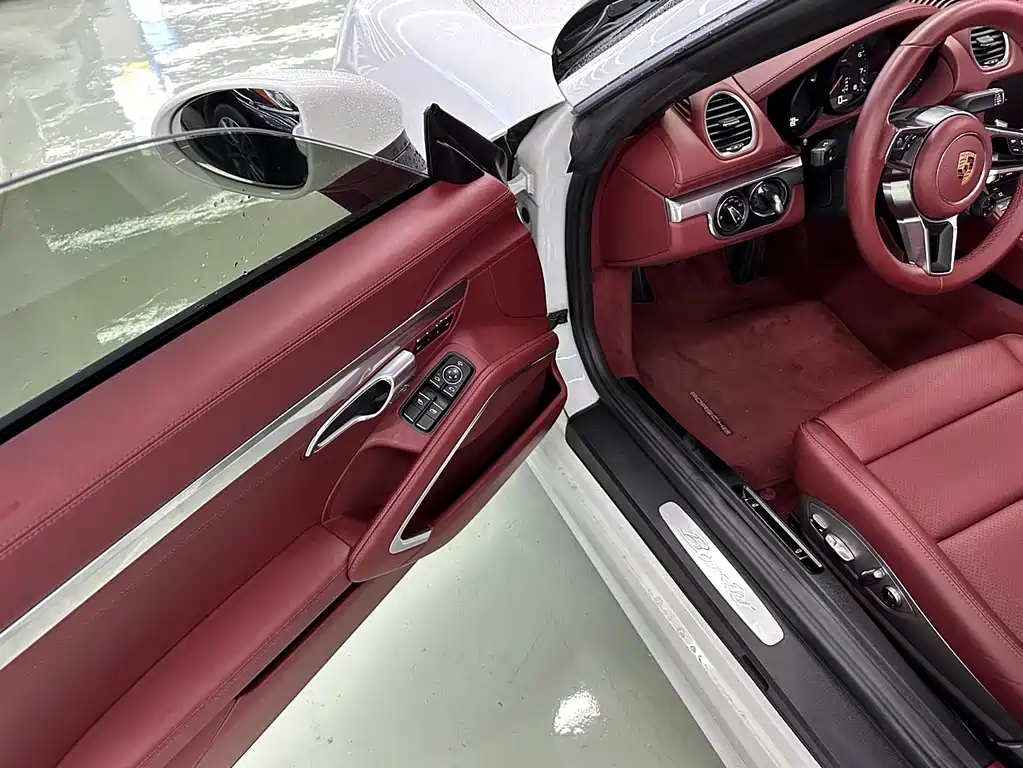 Porsche 718 2016 Boxster 2.0T
