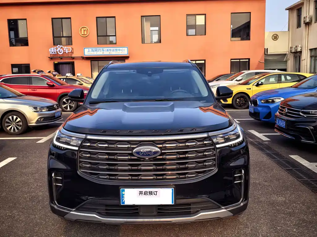 Ford Explorer 2024