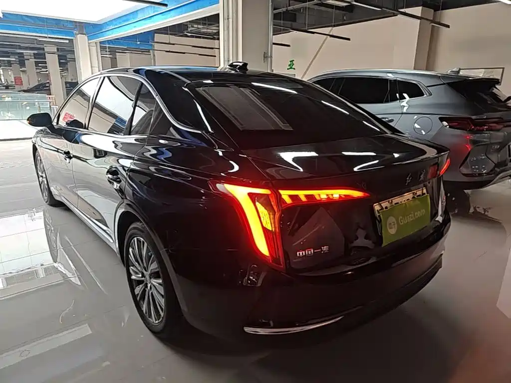 Hongqi Hongqi E-QM5 — миниатюра 5