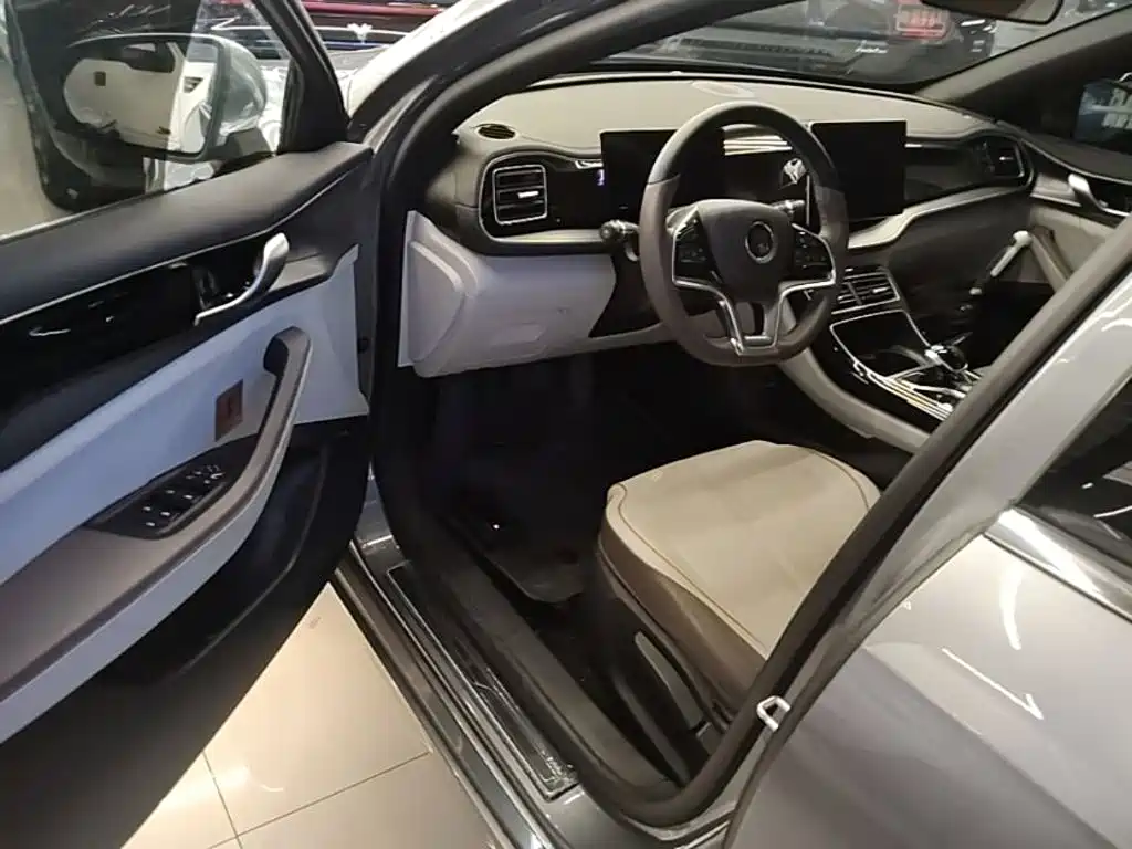 BYD Qin PLUS — миниатюра 16