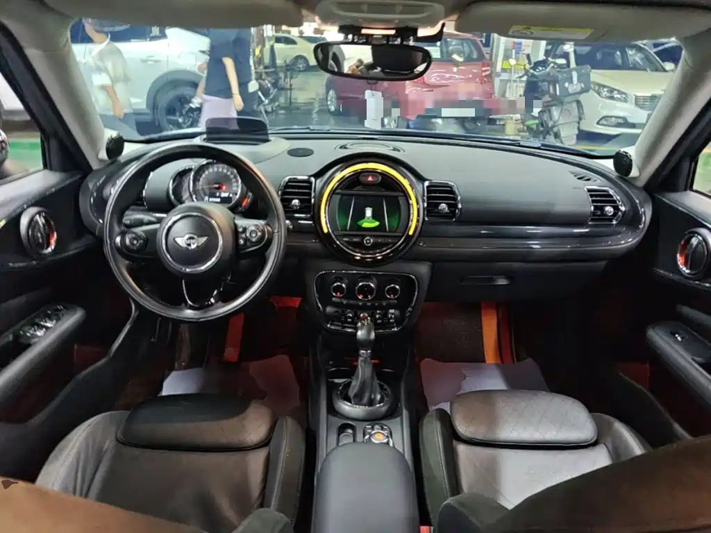MINI Mini Clubman — миниатюра 10