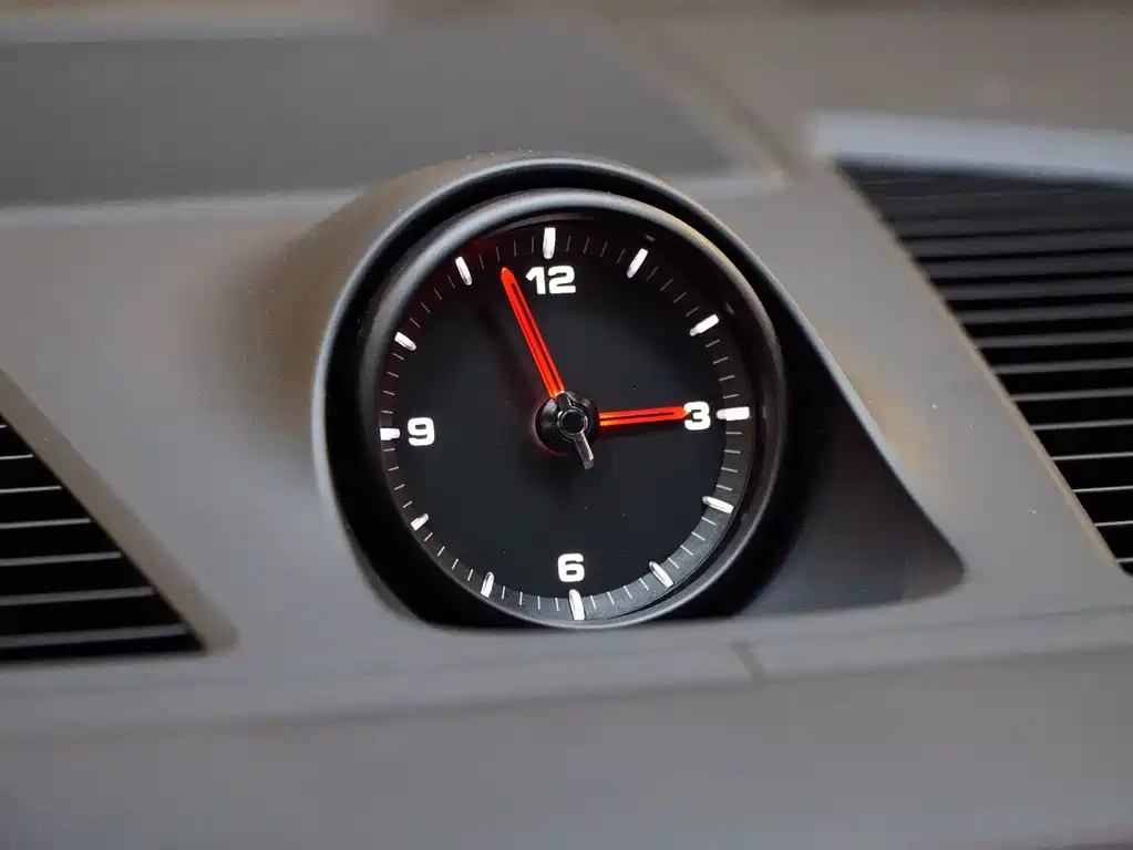 Porsche Cayenne Hybrid — миниатюра 18