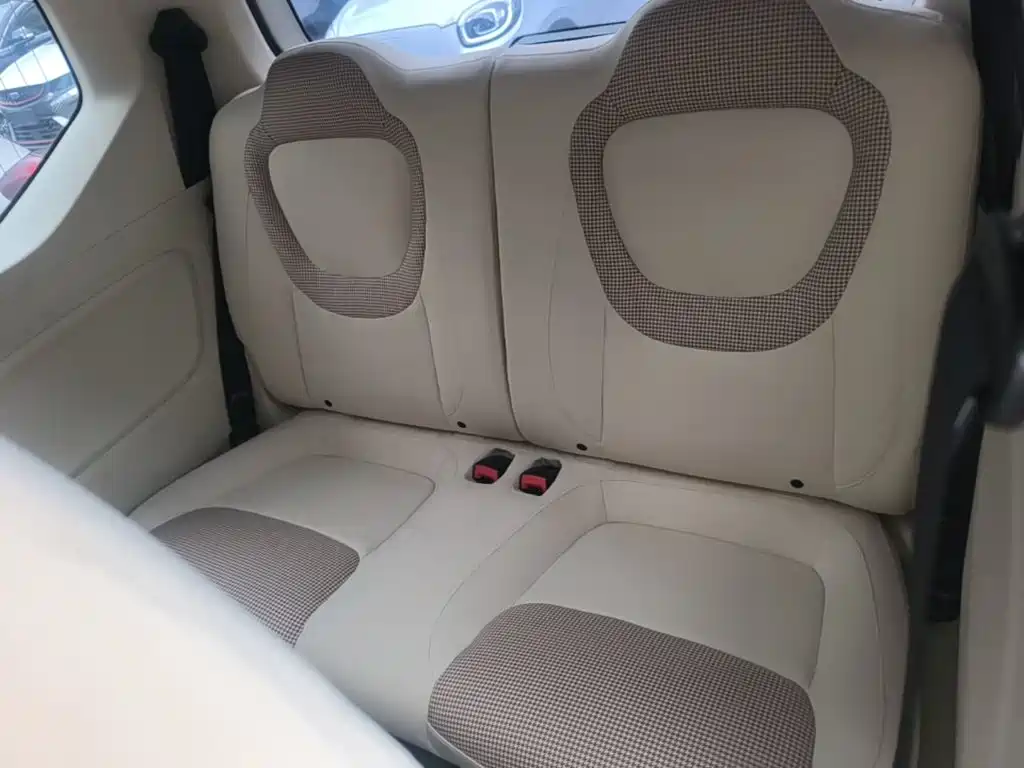 Wuling MINIEV — миниатюра 17