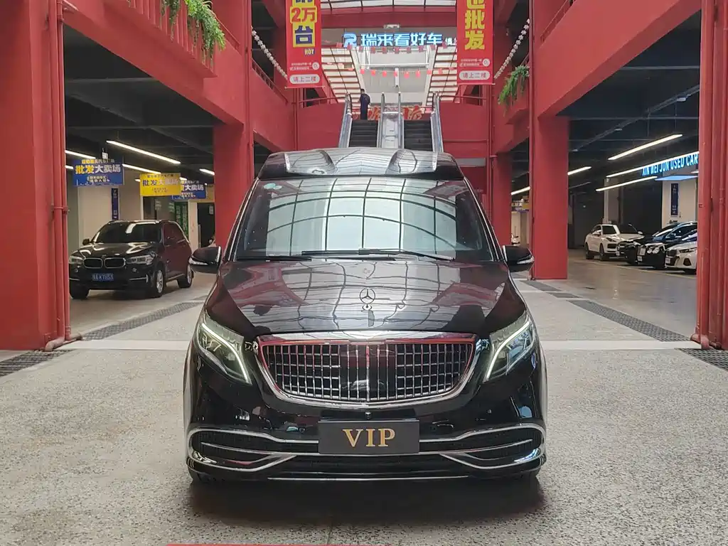 Mercedes-Benz V-Class — миниатюра 2