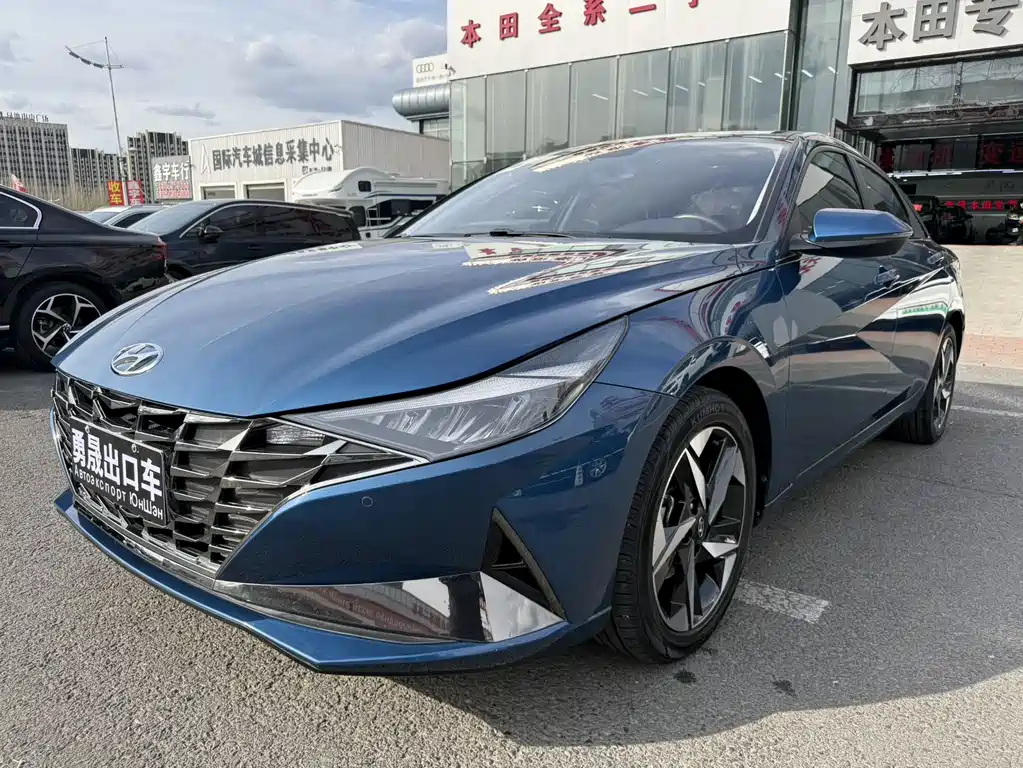 Hyundai Elantra 2021