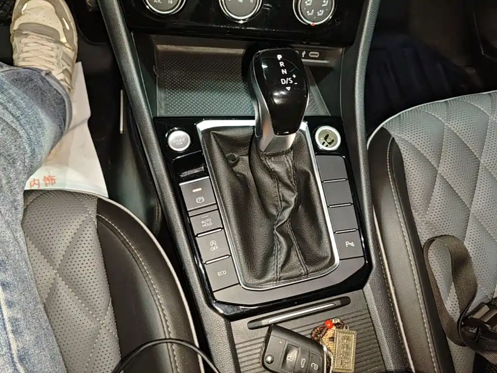 Volkswagen Sagitar — миниатюра 14