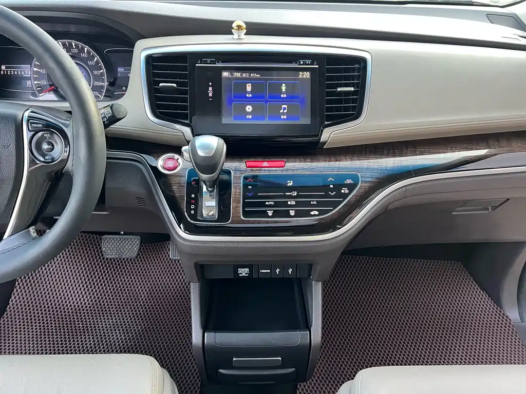 Honda Odyssey — миниатюра 7