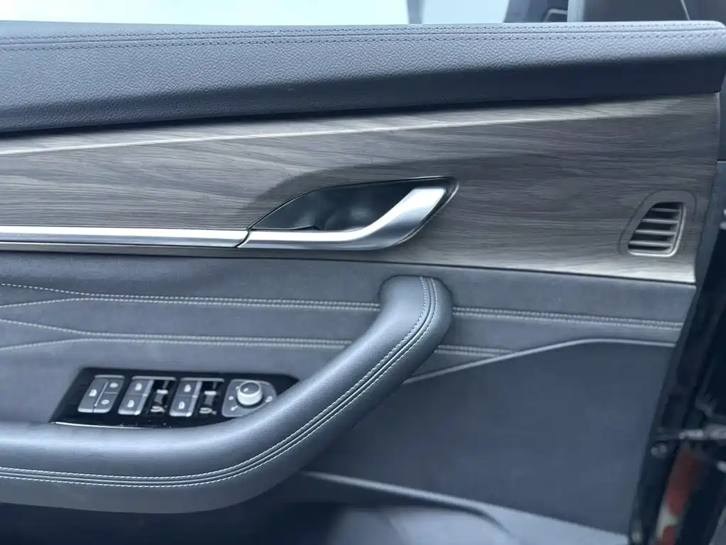Geely Xingyue L — миниатюра 13