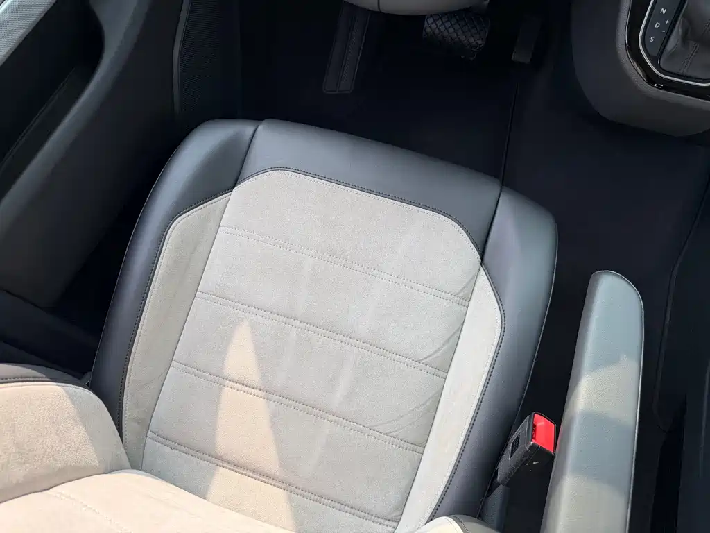Volkswagen Multivan — миниатюра 14