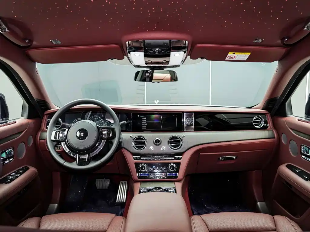 Rolls-Royce Ghost — миниатюра 19