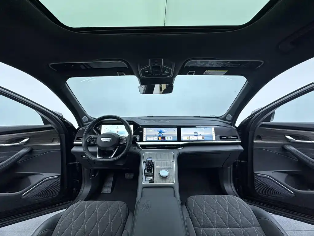 Geely Xingyue L — миниатюра 10