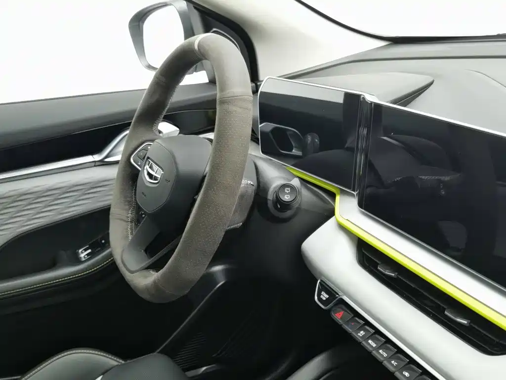 Geely Binyue — миниатюра 22
