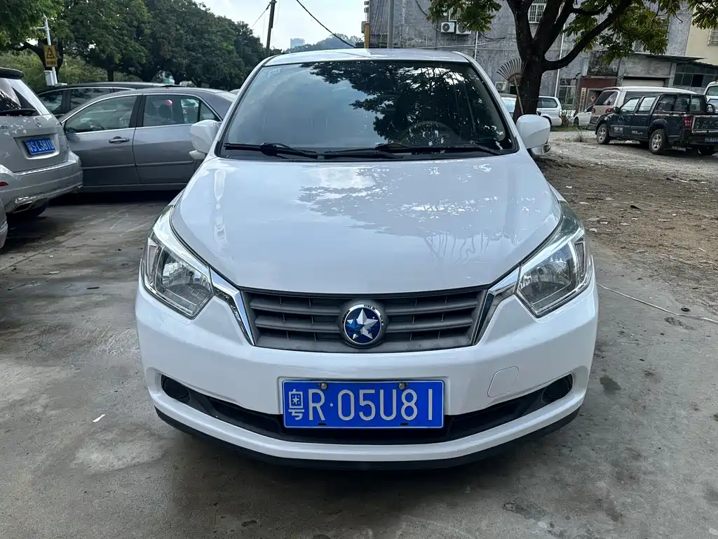 Venucia D50 — миниатюра 2