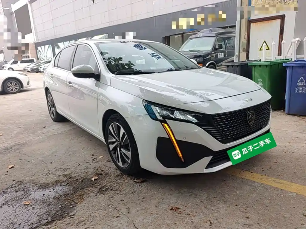 Peugeot 408 — миниатюра 4