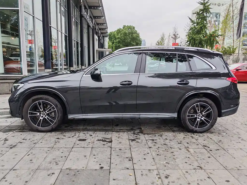 Mercedes-Benz GLC — миниатюра 4