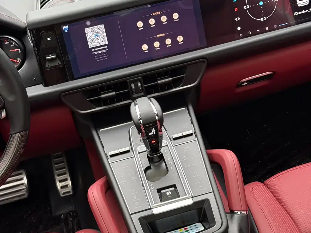 Porsche Cayenne — миниатюра 12
