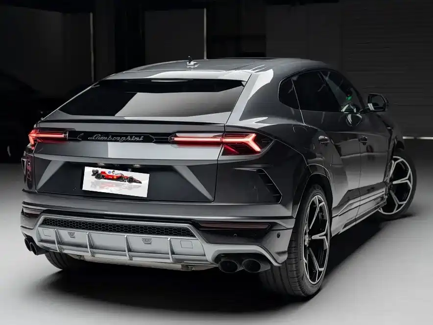 Lamborghini Urus — миниатюра 4