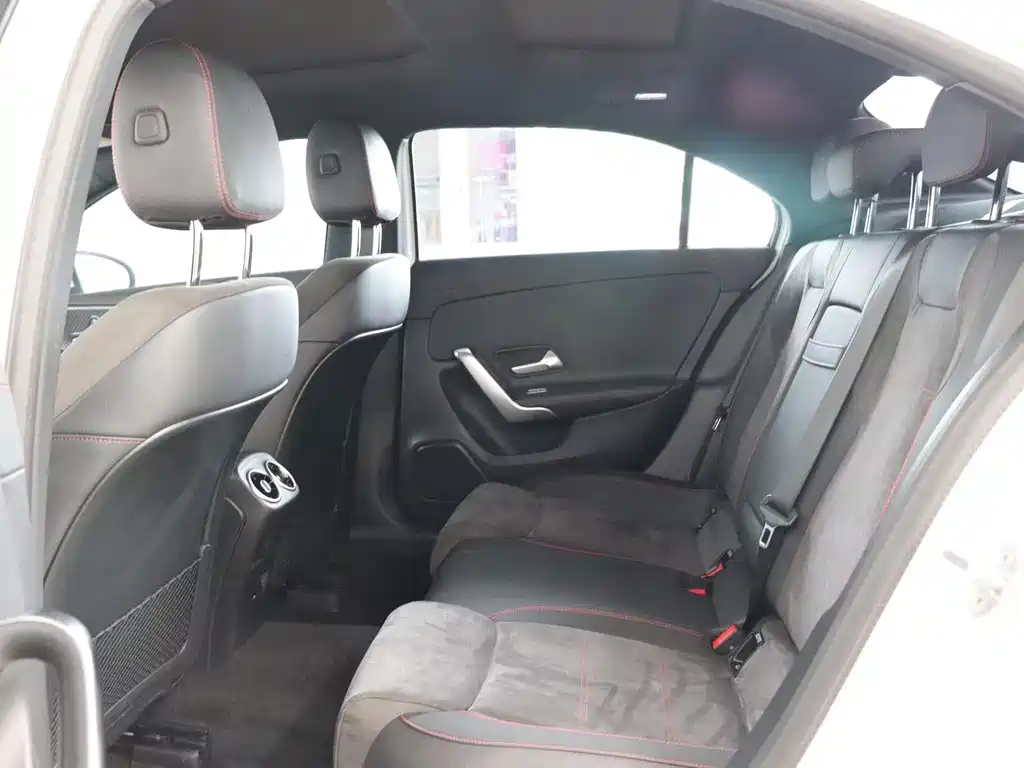 Mercedes-Benz A-Class — миниатюра 21