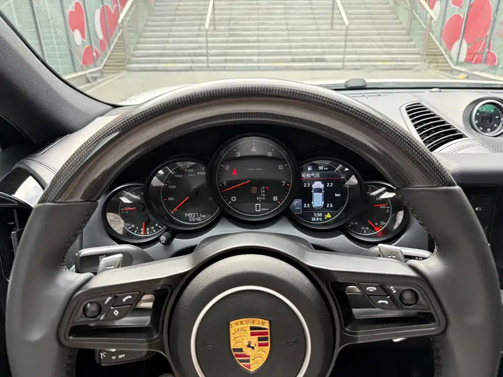 Porsche Cayenne — миниатюра 14