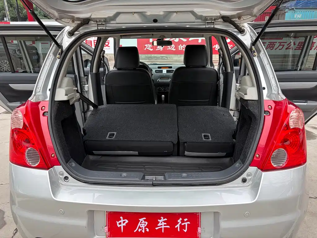 Suzuki Swift — миниатюра 14