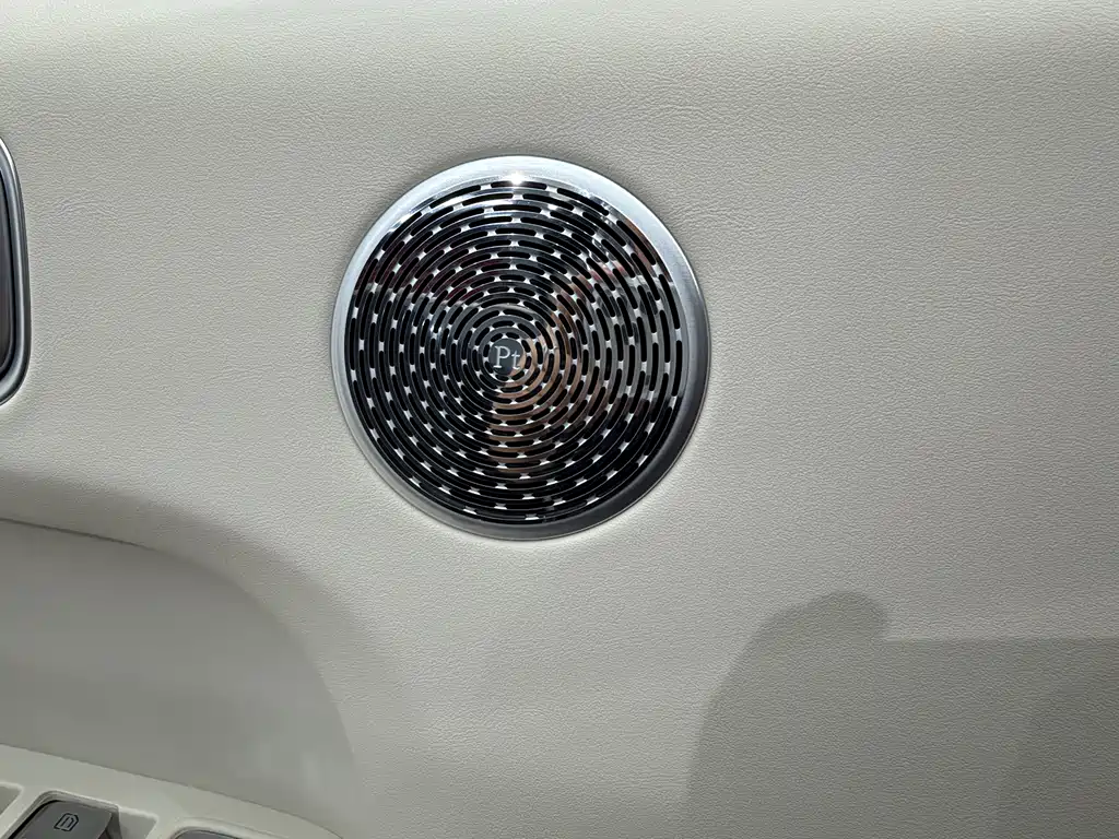 Li Auto Li L9 — миниатюра 21