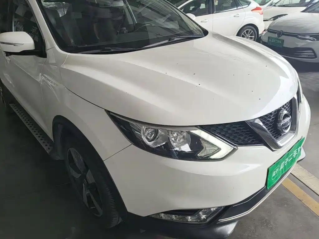 Nissan Qashqai — миниатюра 9