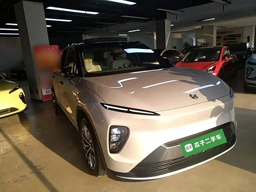 NIO ES8 — миниатюра 4