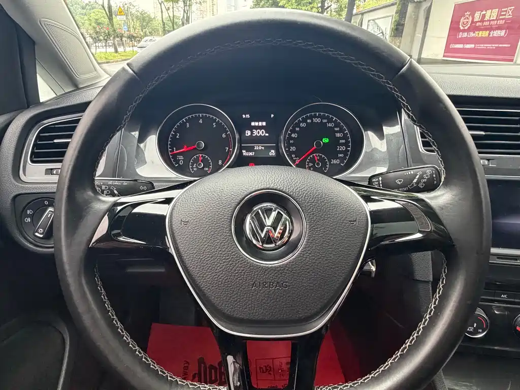 Volkswagen Golf — миниатюра 16